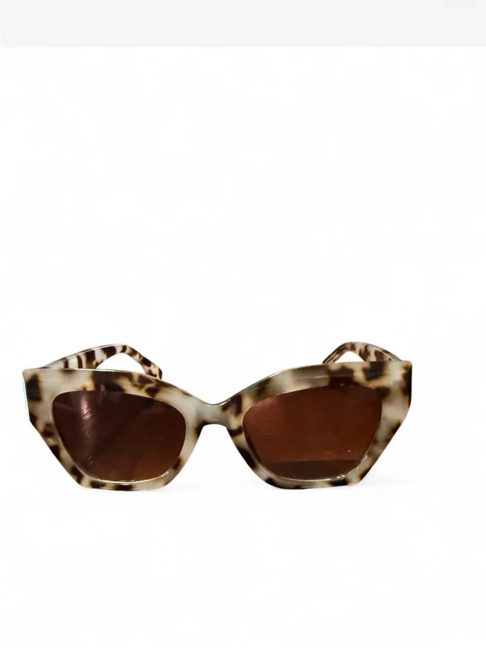 Tortoise Cat Eye Sunglasses in Brown